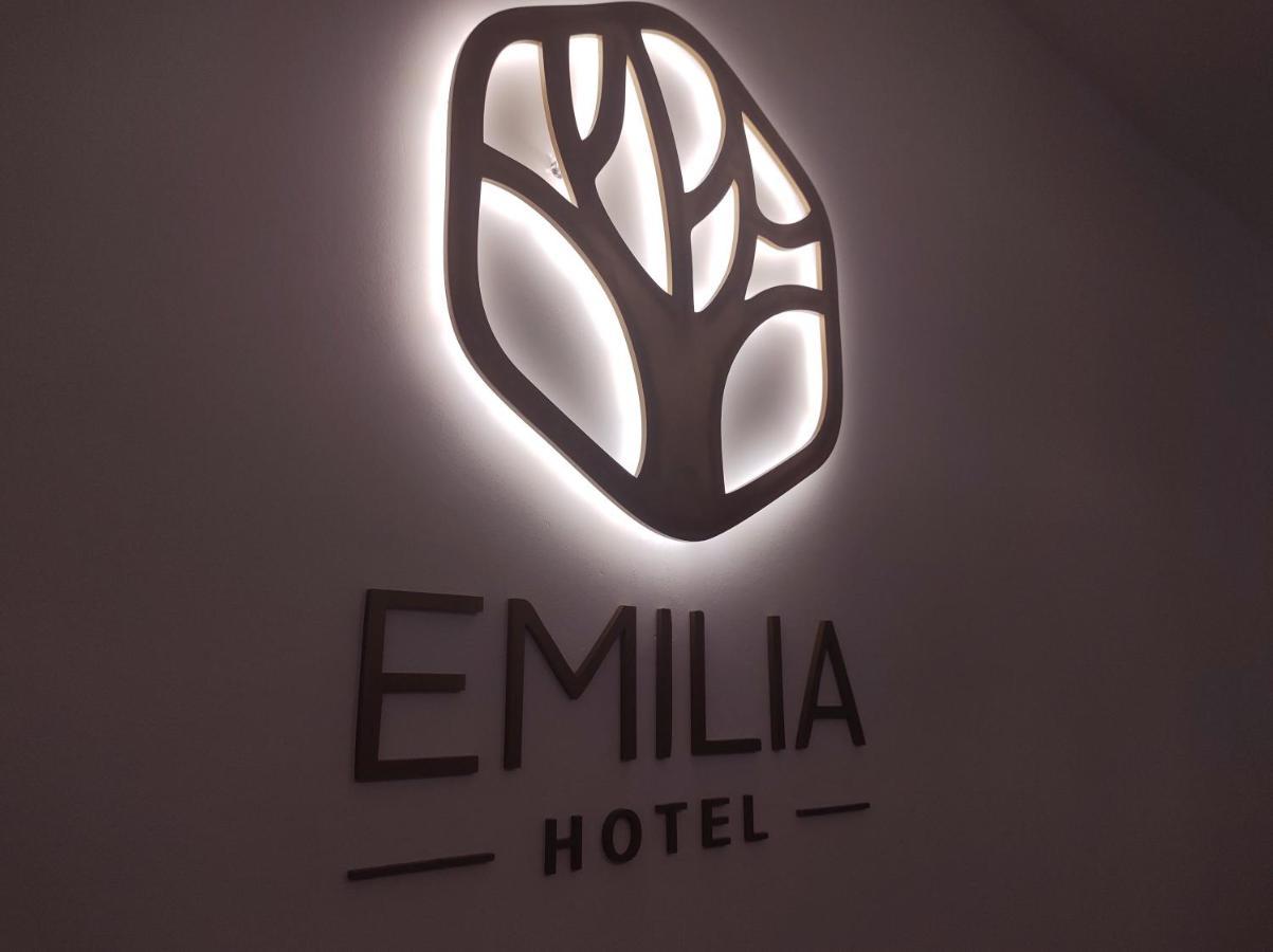 Emilia Hotel Rosario Exterior foto